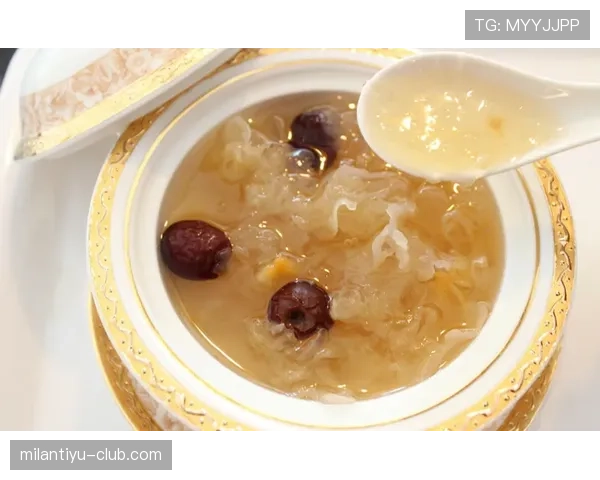 李宗伟退役后天天喝椰子水配燕窝，这养生开销比当年训练费还狠？